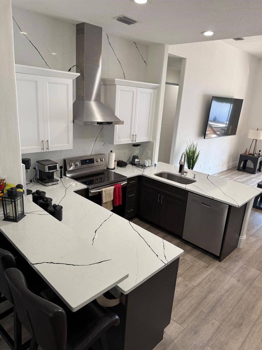 Image 6 of 18 For 3027 Zaharias Drive