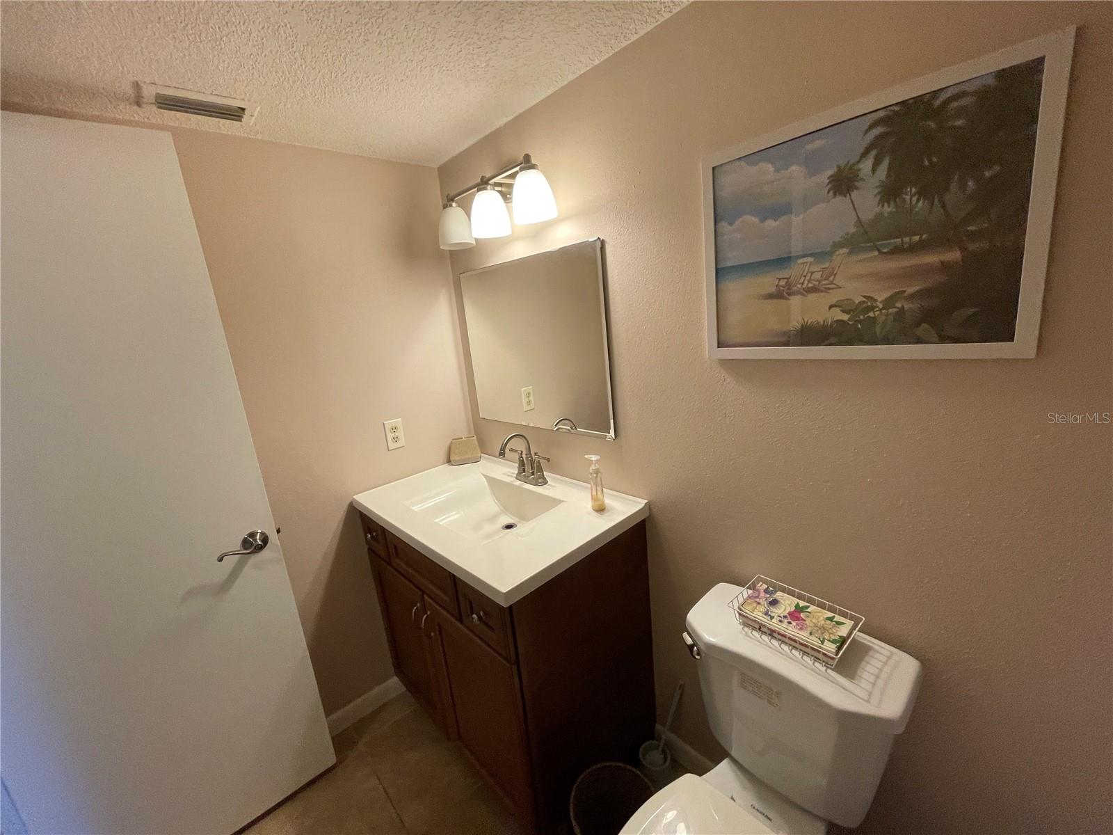 Image 11 of 19 For 5801 Atlantic Avenue 609