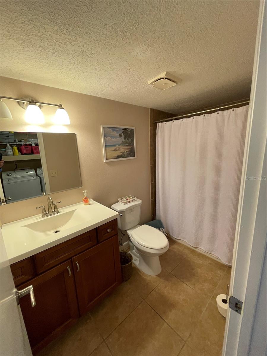 Image 13 of 19 For 5801 Atlantic Avenue 609