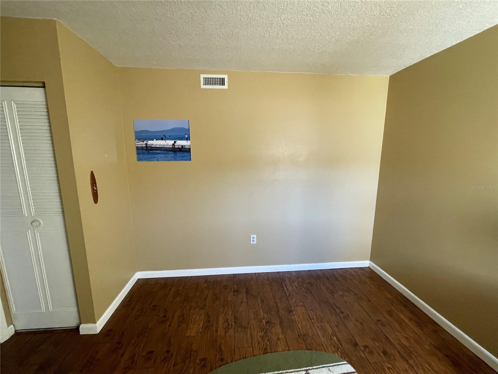 Image 8 of 19 For 5801 Atlantic Avenue 609