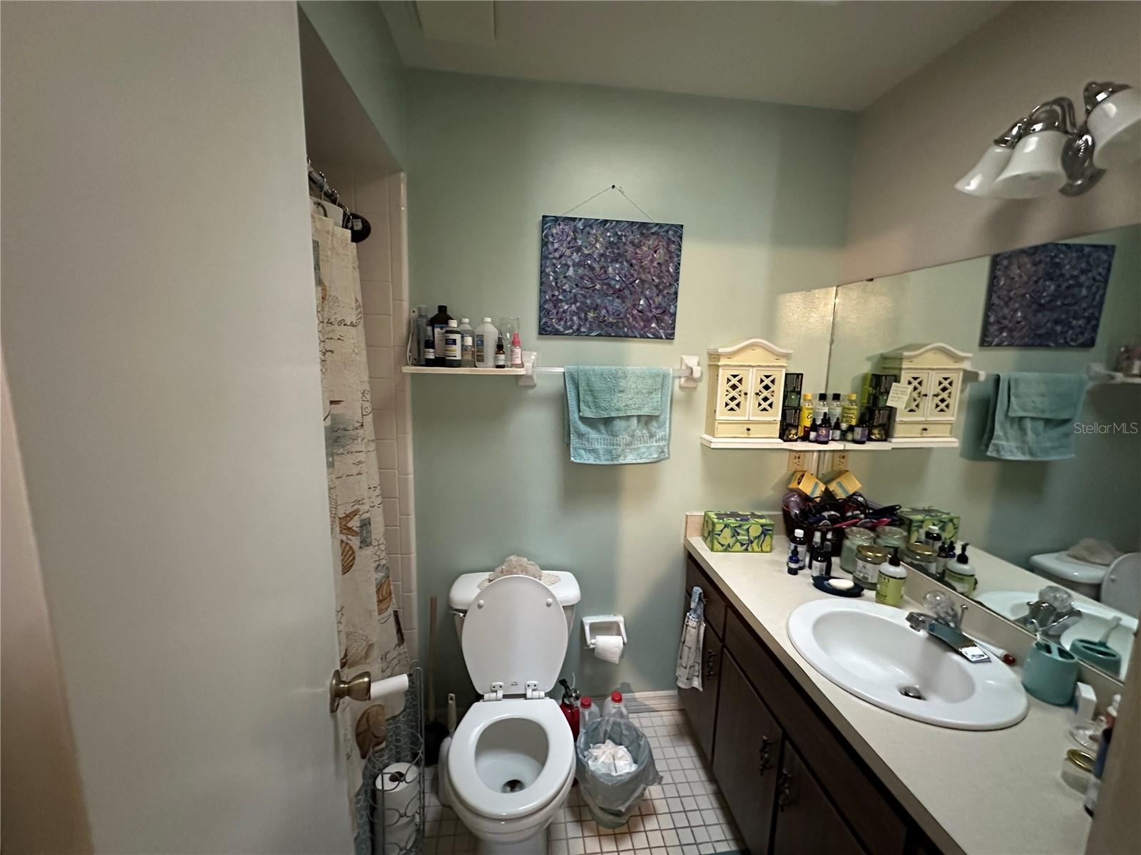 Image 18 of 19 For 913 Michigan Avenue