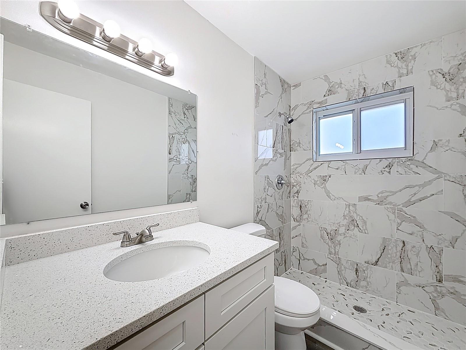 Image 17 of 26 For 819 Helmsman Way