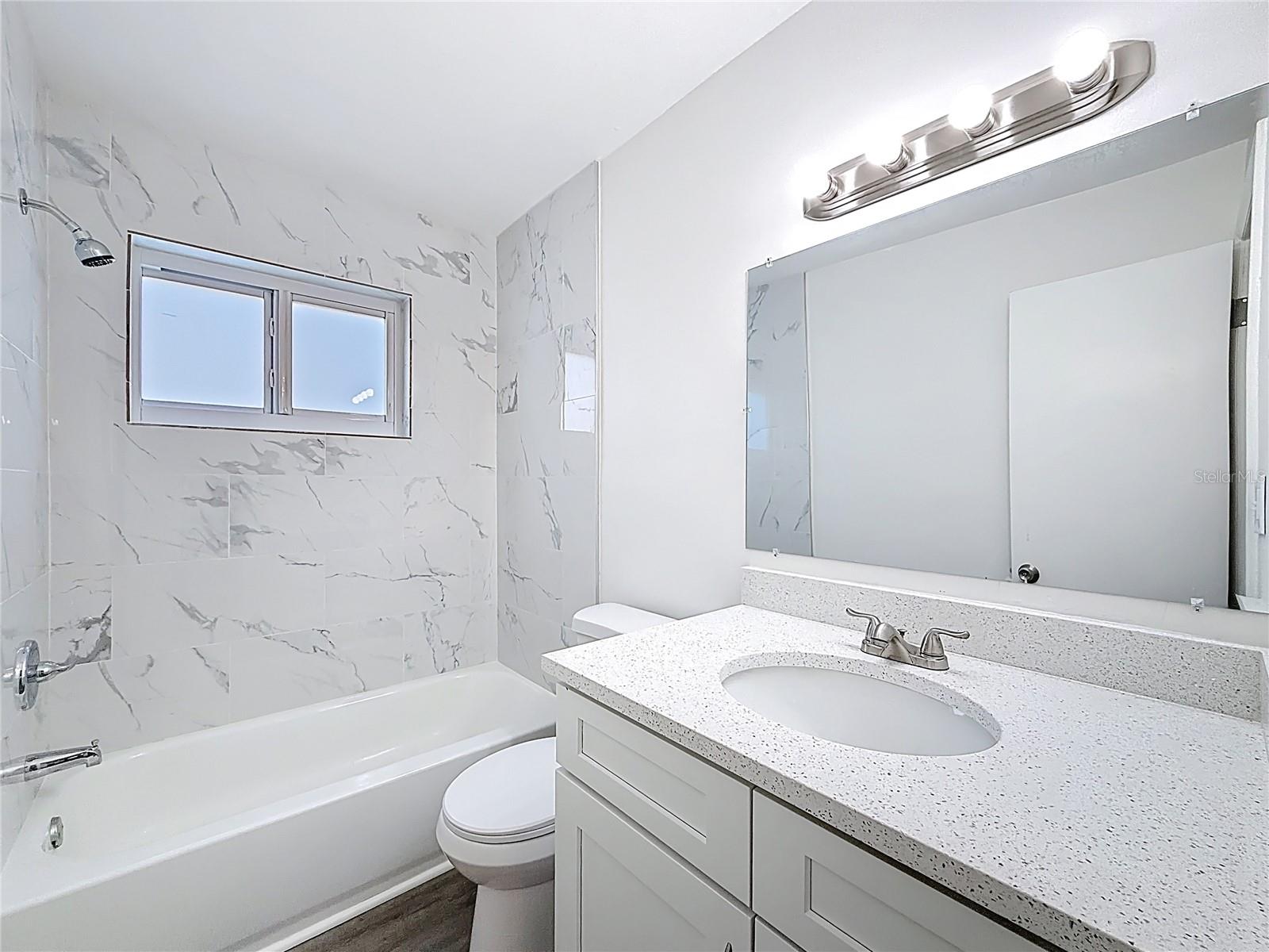 Image 22 of 26 For 819 Helmsman Way