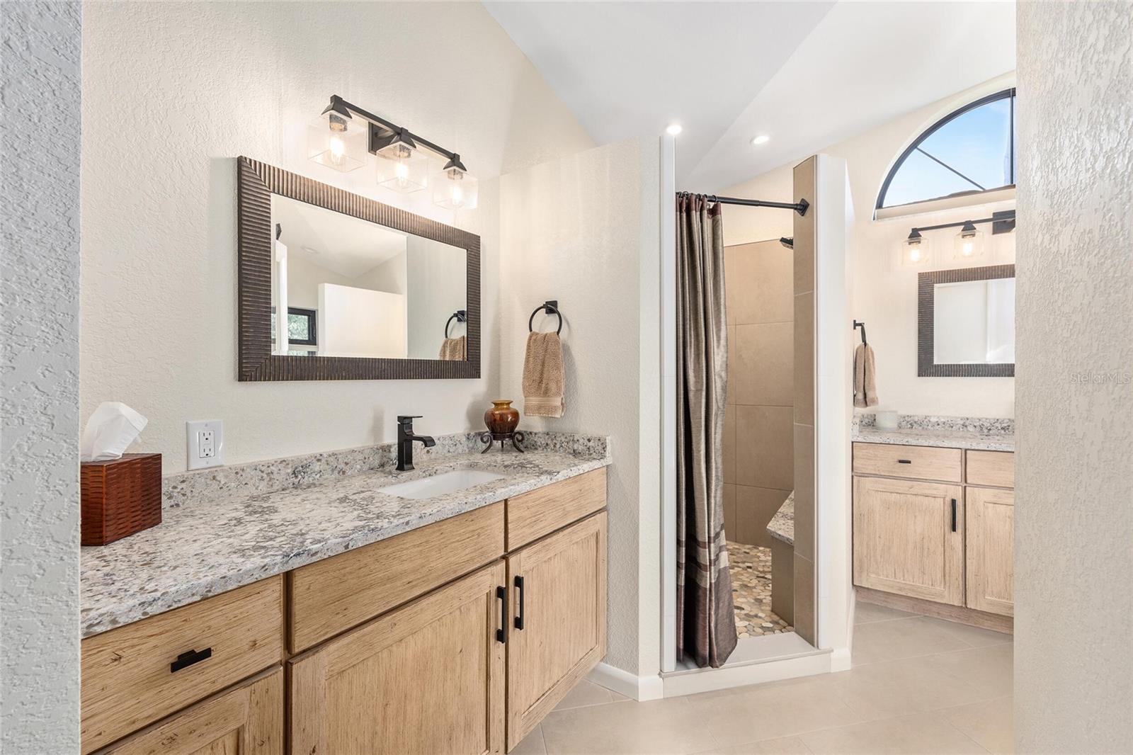 Listing photo id 11 for 19349 90th Lane Road