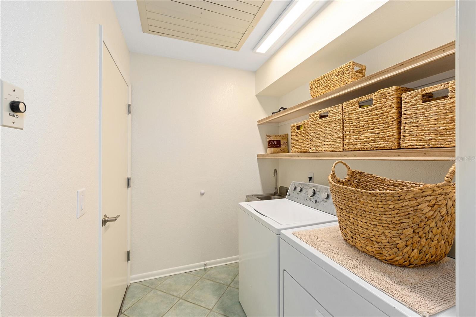 Listing photo id 33 for 19349 90th Lane Road