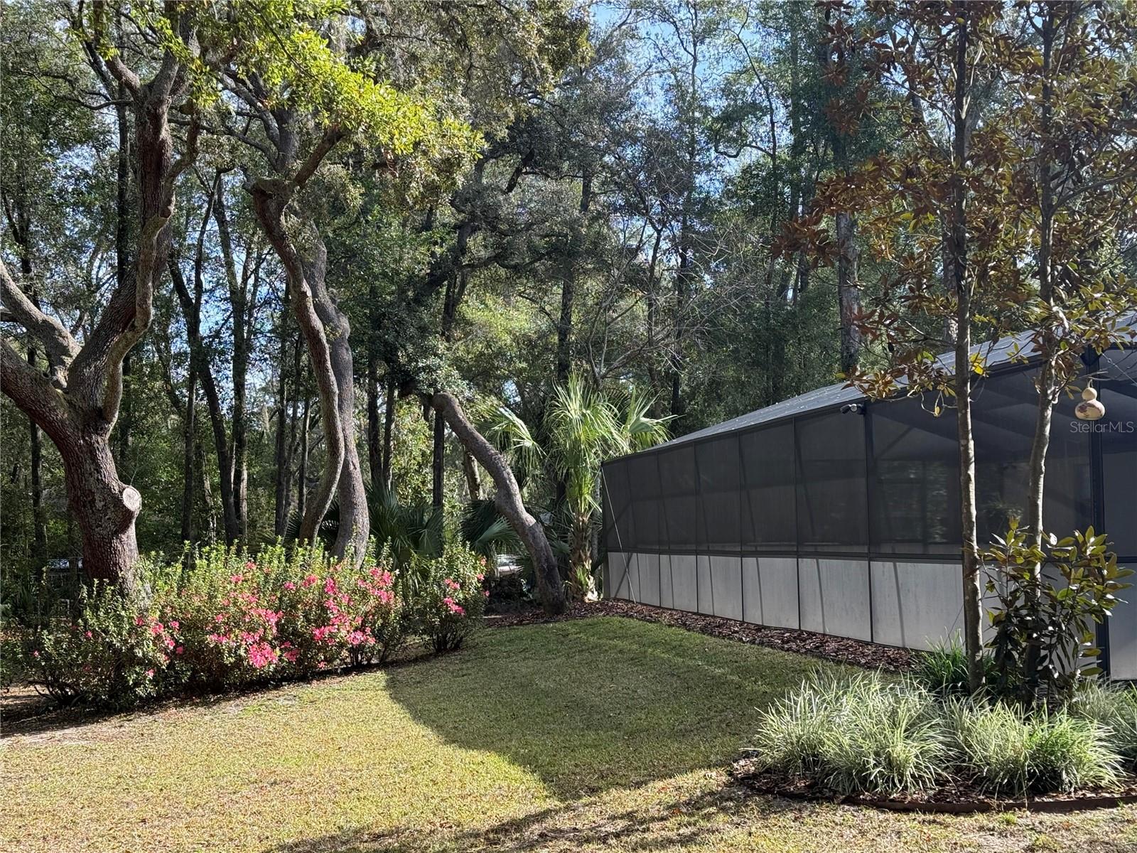 Listing photo id 3 for 19349 90th Lane Road