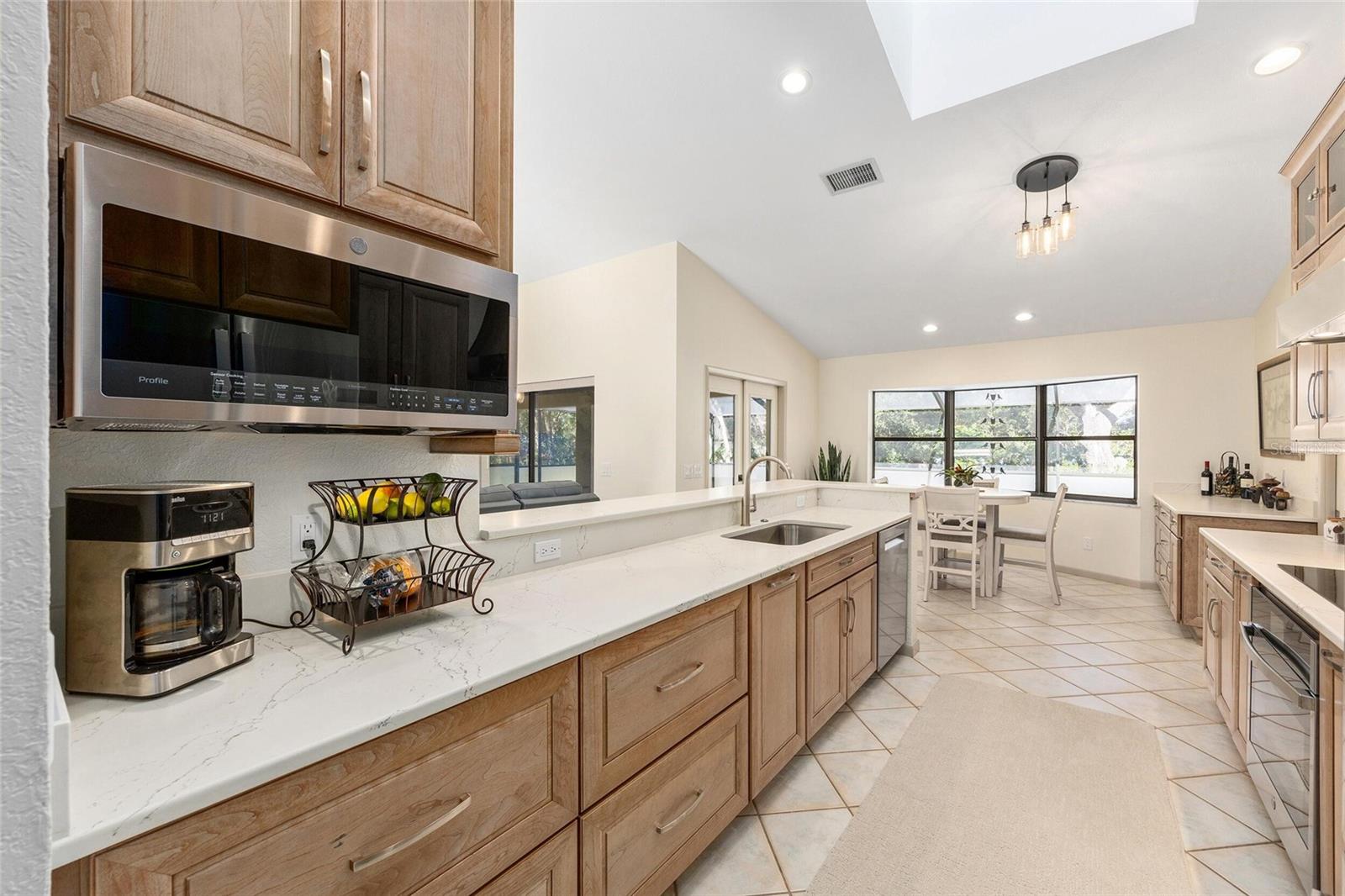 Listing photo id 5 for 19349 90th Lane Road