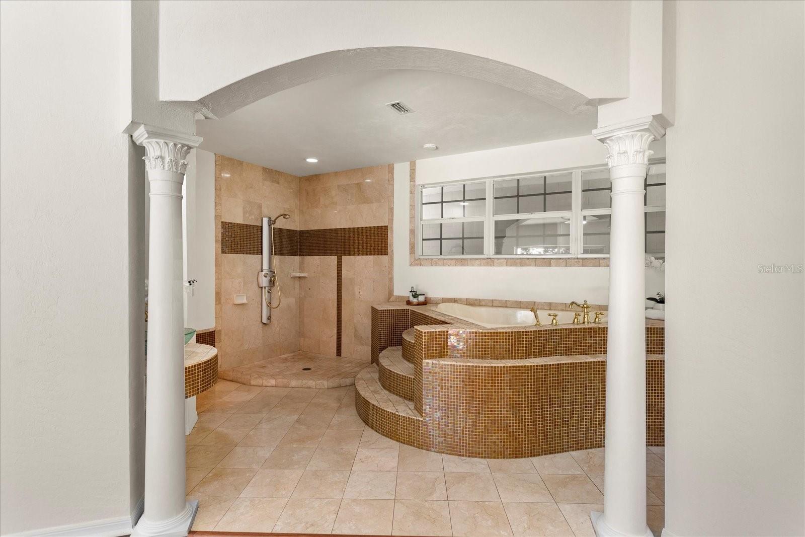 Image 29 of 50 For 105 John Anderson Drive