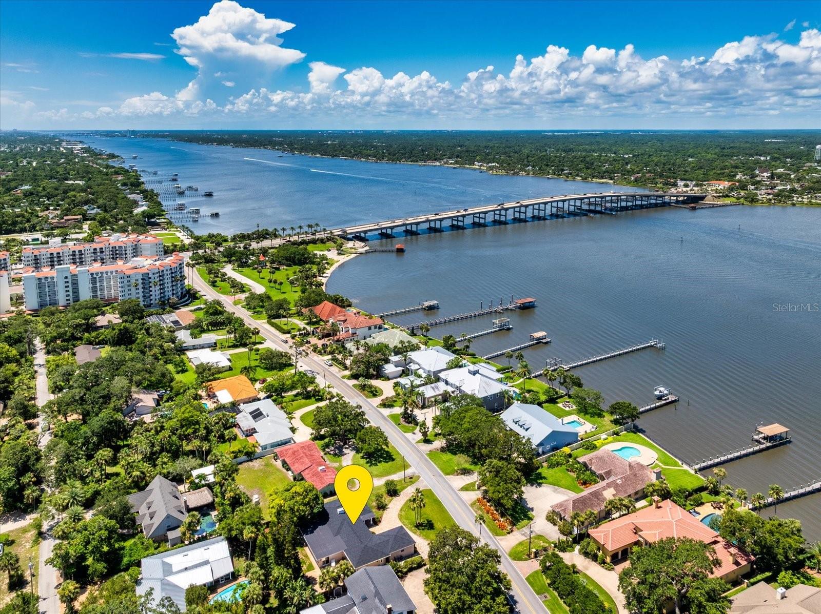 Image 4 of 50 For 105 John Anderson Drive