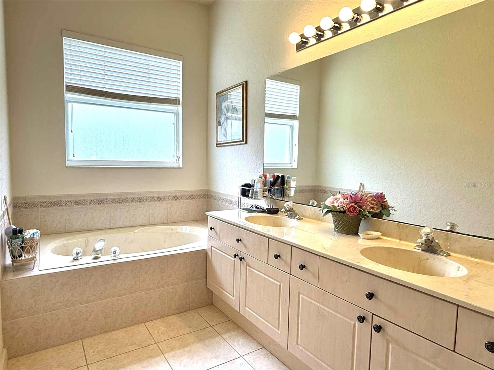 Image 26 of 52 For 3539 Maple Ridge Loop