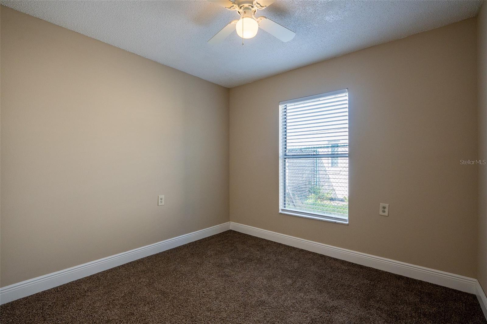 Image 15 of 16 For 1025 Clovercrest Road