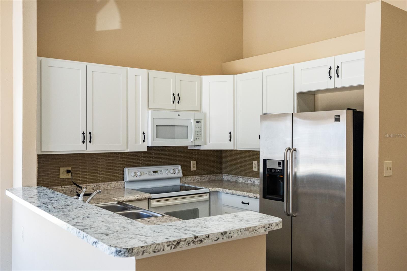 Image 5 of 16 For 1025 Clovercrest Road