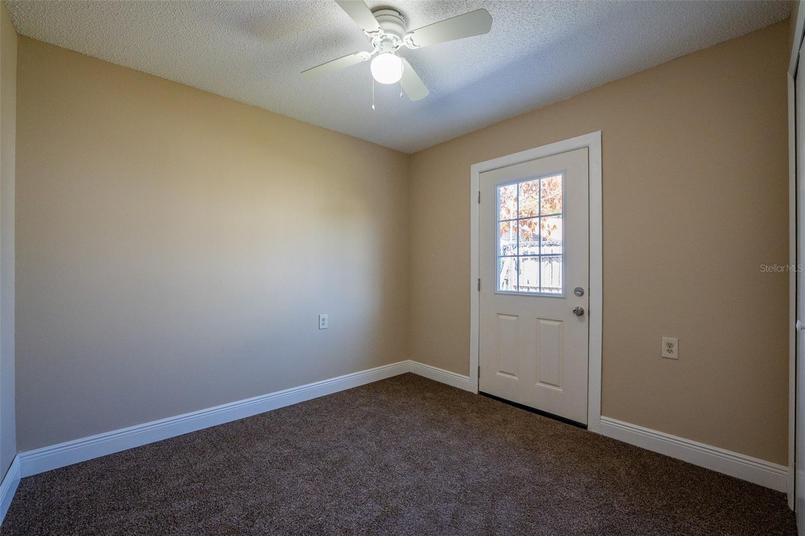 Image 8 of 16 For 1025 Clovercrest Road