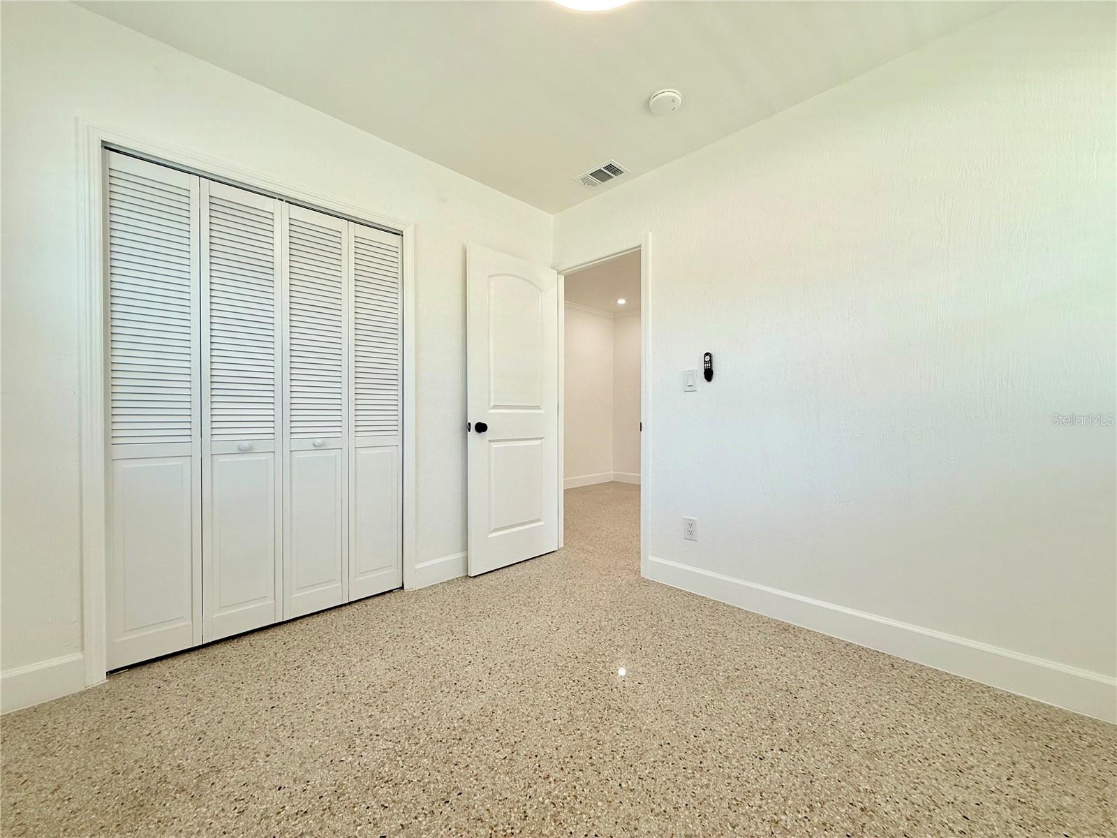 Image 13 of 22 For 750 Bethune Street