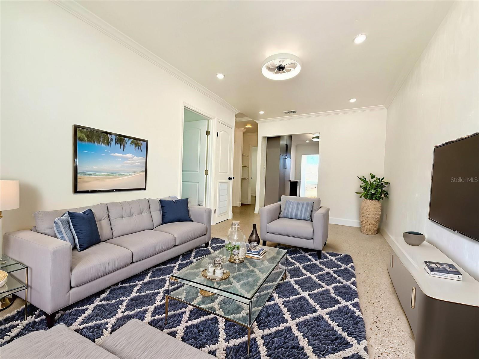 Image 5 of 22 For 750 Bethune Street