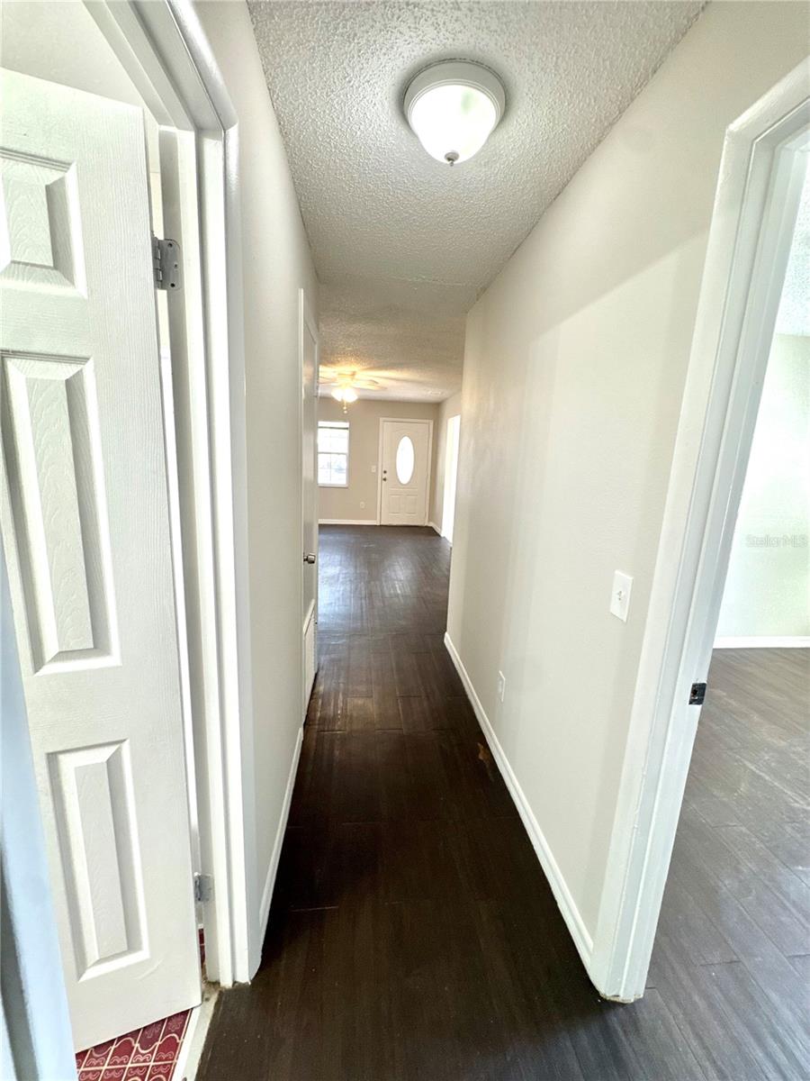 Image 22 of 36 For 414 Wade Avenue