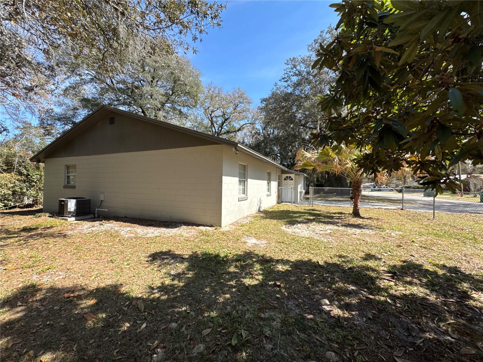 Image 32 of 36 For 414 Wade Avenue