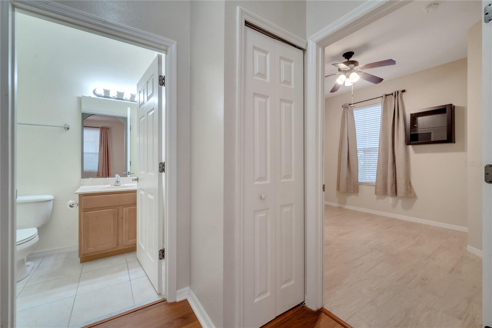 Image 22 of 33 For 13845 Ancilla Boulevard