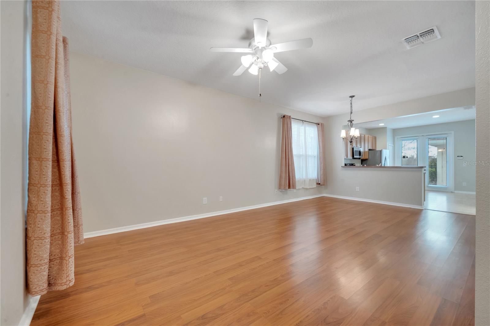 Image 5 of 33 For 13845 Ancilla Boulevard