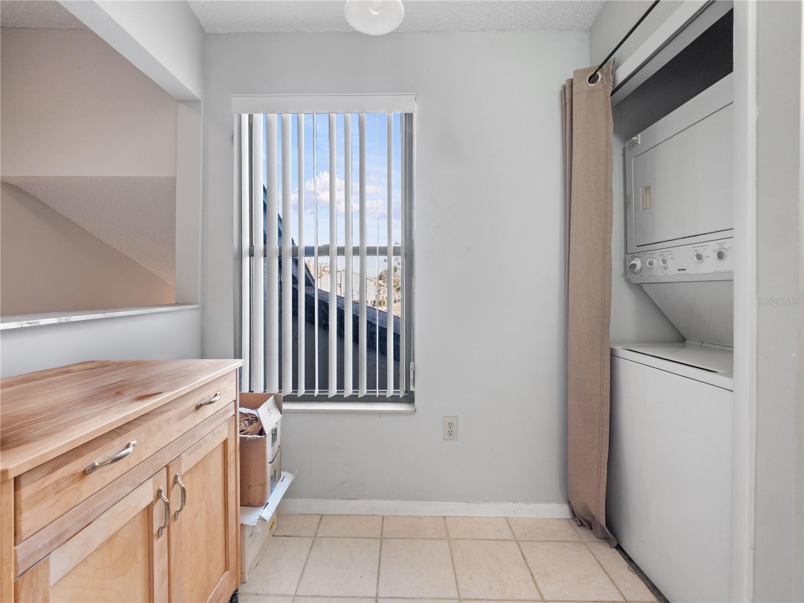 Image 15 of 29 For 3012 Semoran Boulevard 2