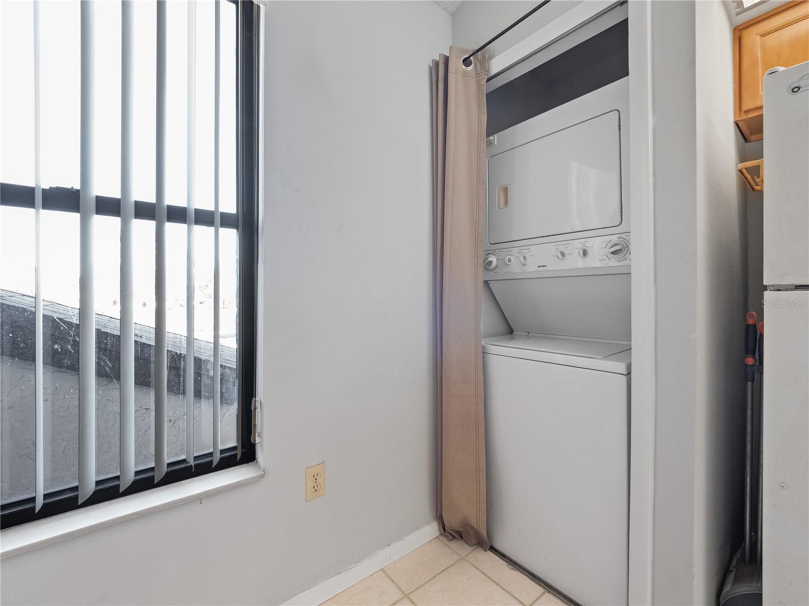 Image 16 of 29 For 3012 Semoran Boulevard 2