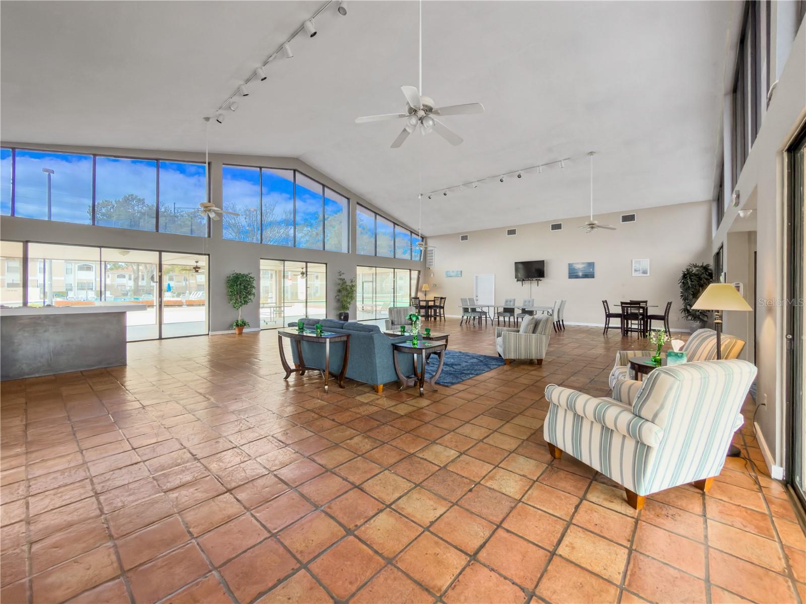 Image 24 of 29 For 3012 Semoran Boulevard 2