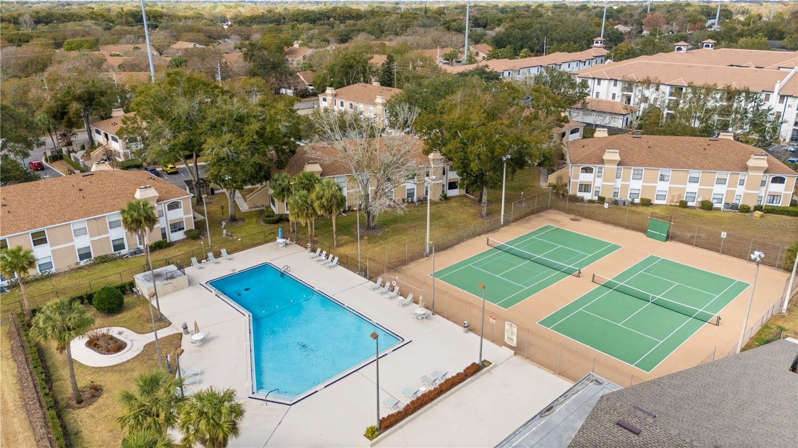 Image 4 of 29 For 3012 Semoran Boulevard 2