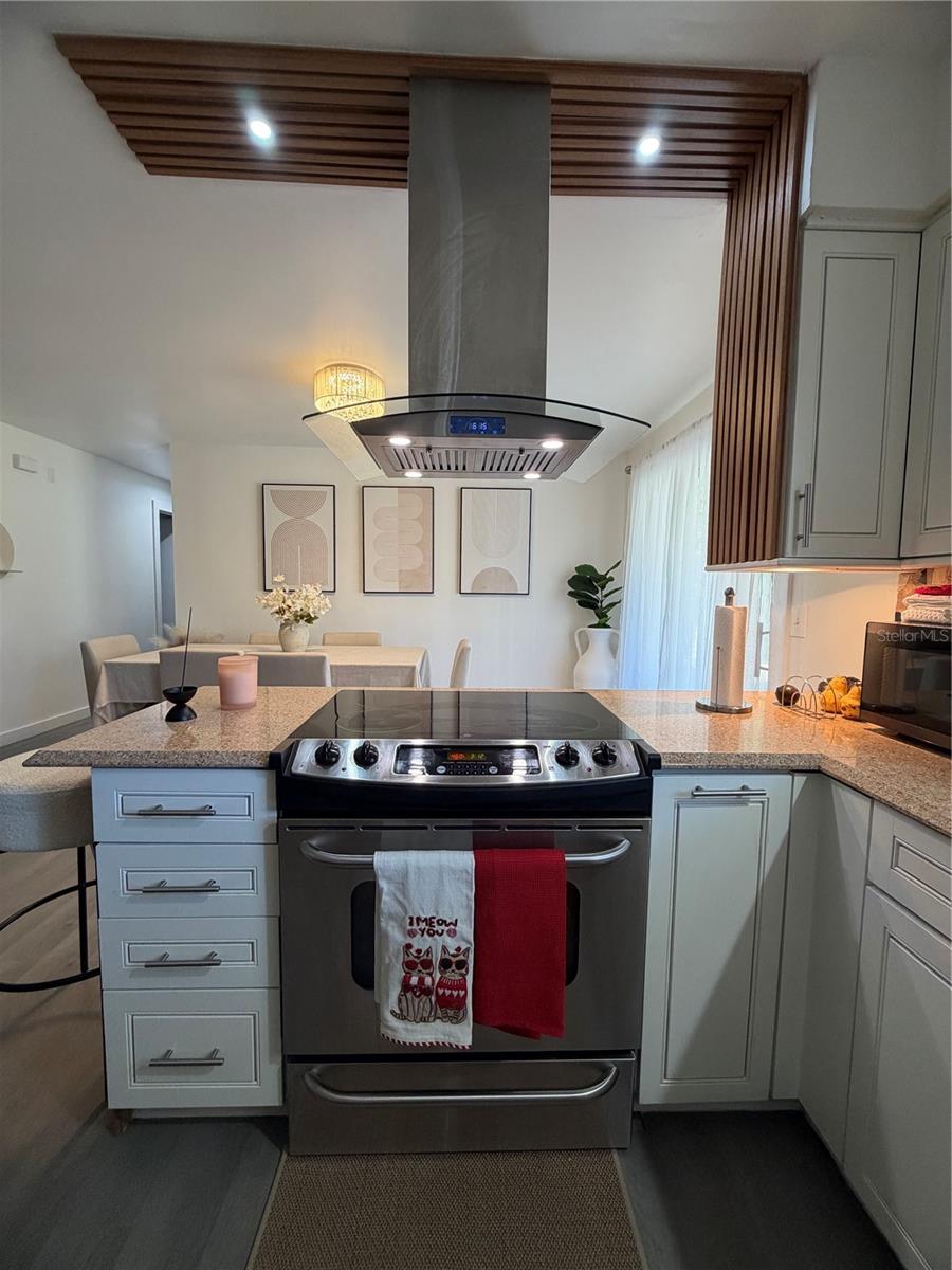 Image 7 of 15 For 137 Nowell Street