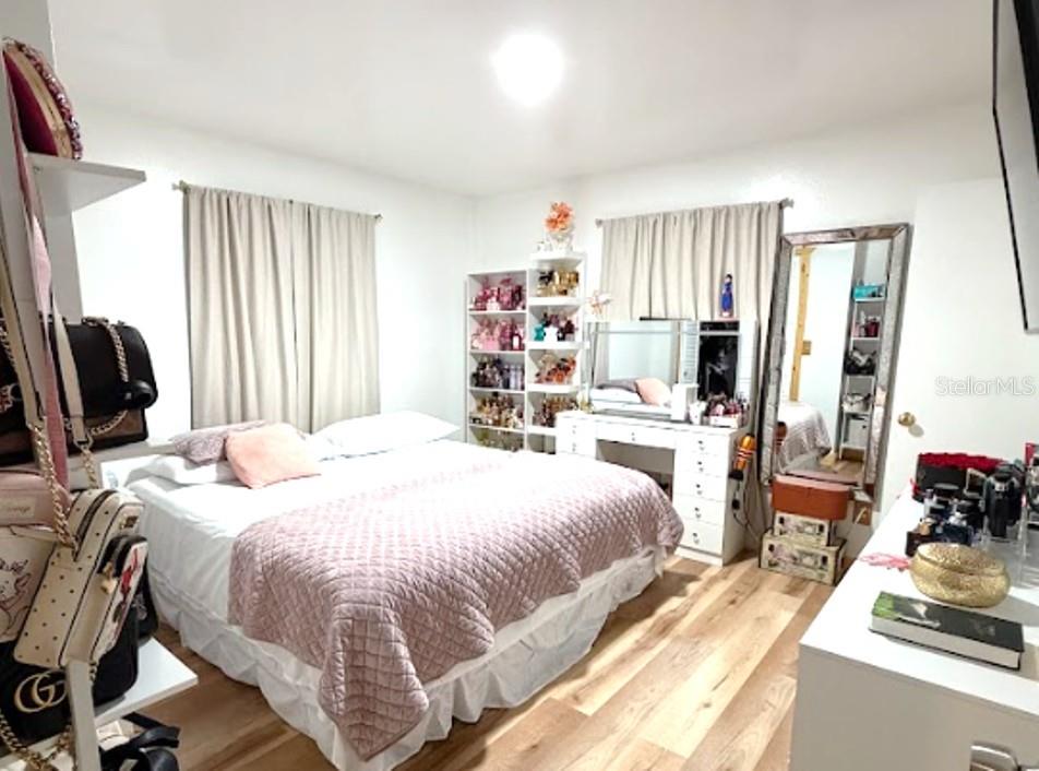 Image 9 of 15 For 137 Nowell Street