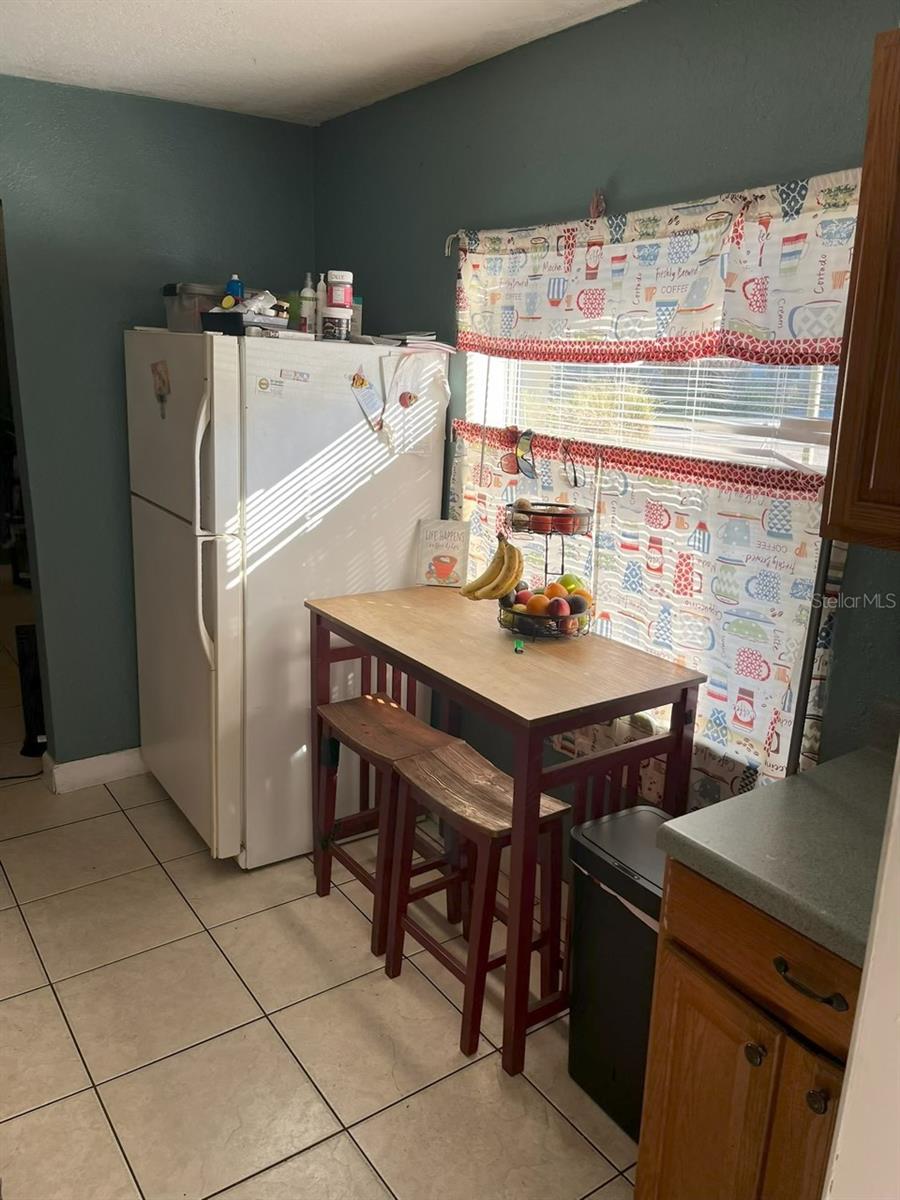 Image 8 of 8 For 4325 Lake Lawne Avenue