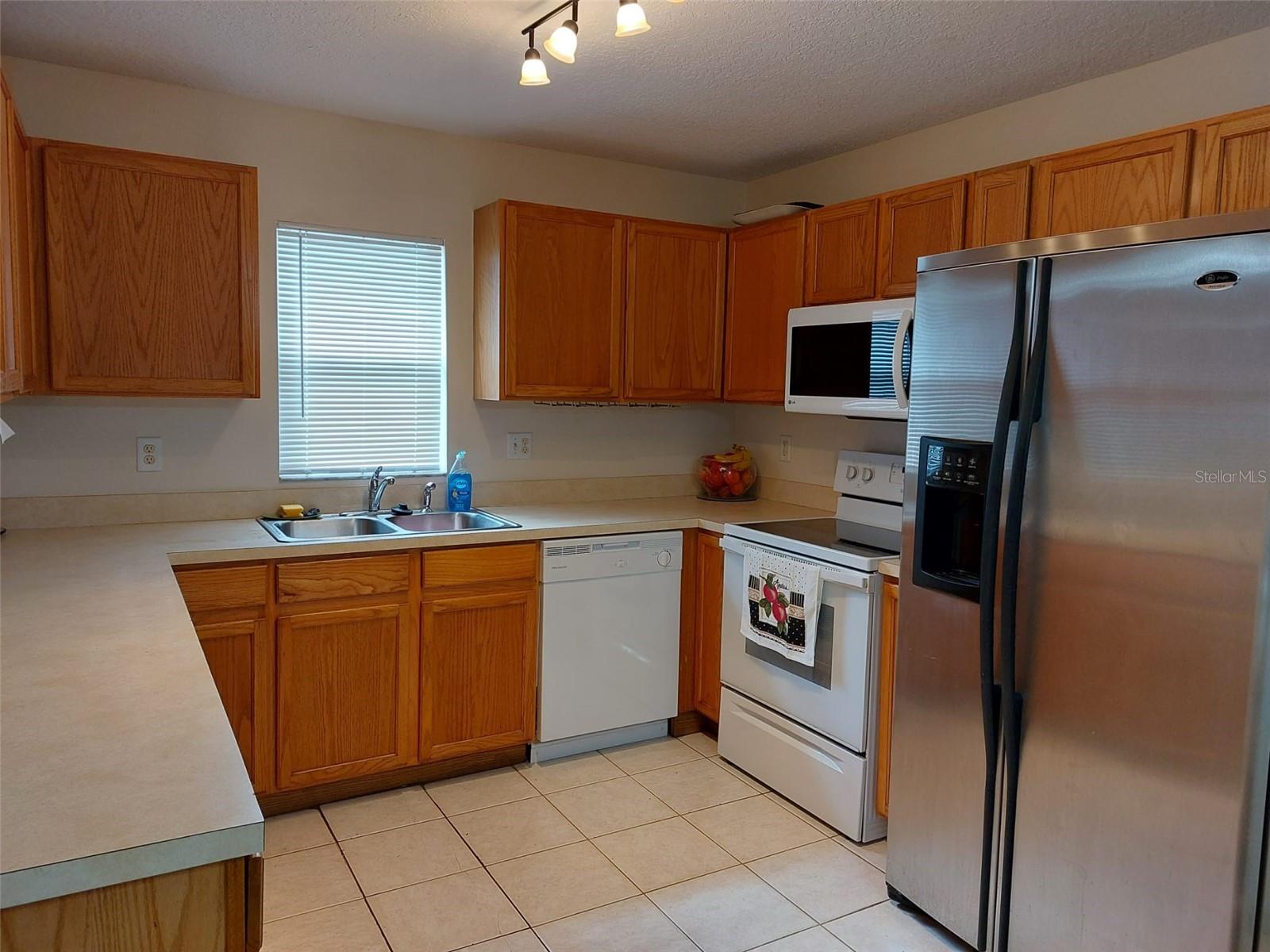 Image 10 of 29 For 307 Oakland Avenue