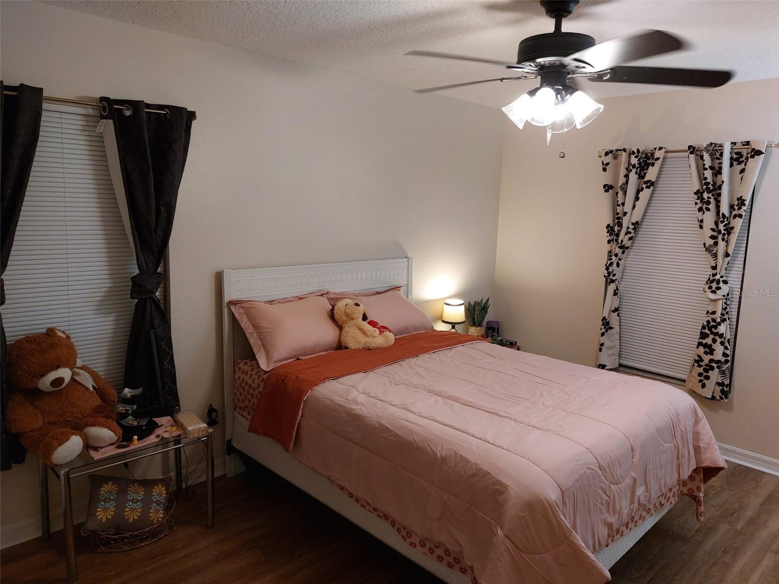 Image 17 of 29 For 307 Oakland Avenue