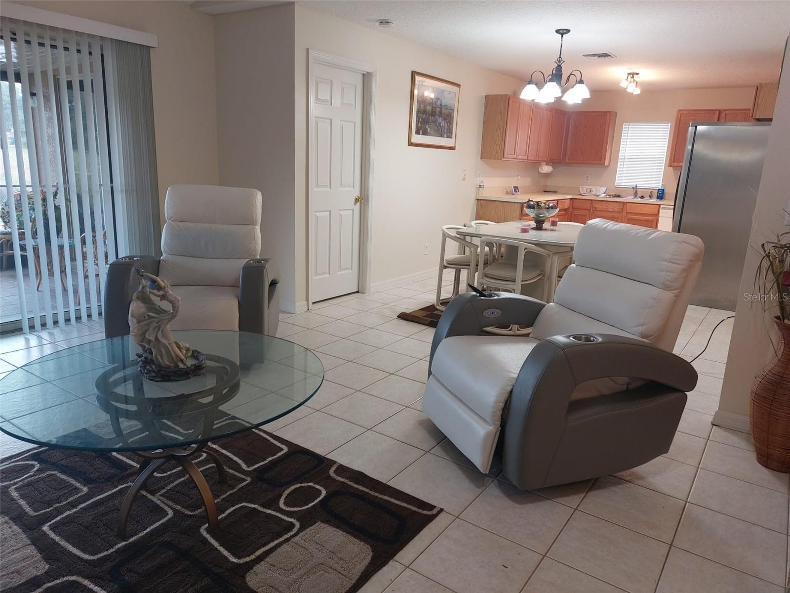 Image 6 of 29 For 307 Oakland Avenue