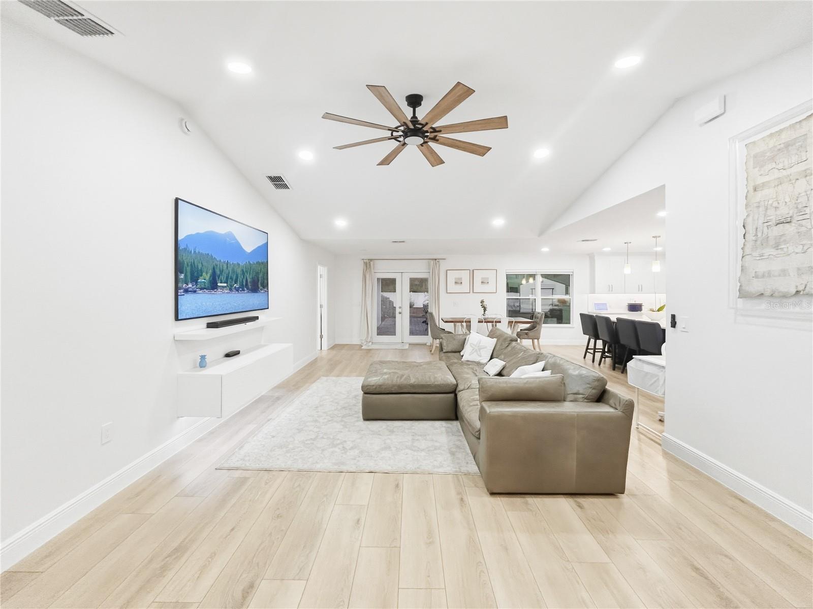 Image 3 of 28 For 2285 Fox Wood Court