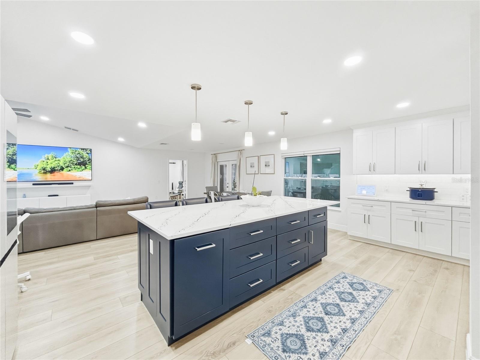 Image 8 of 28 For 2285 Fox Wood Court