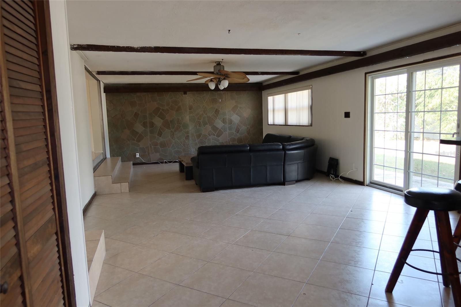 Image 3 of 30 For 3713 Benson Avenue N