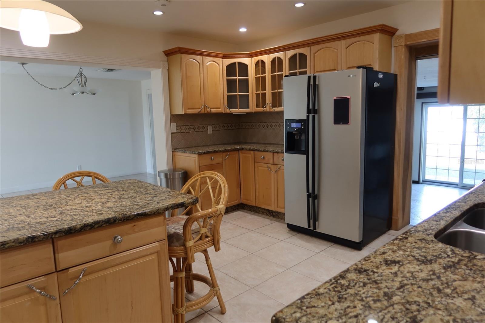 Image 5 of 30 For 3713 Benson Avenue N