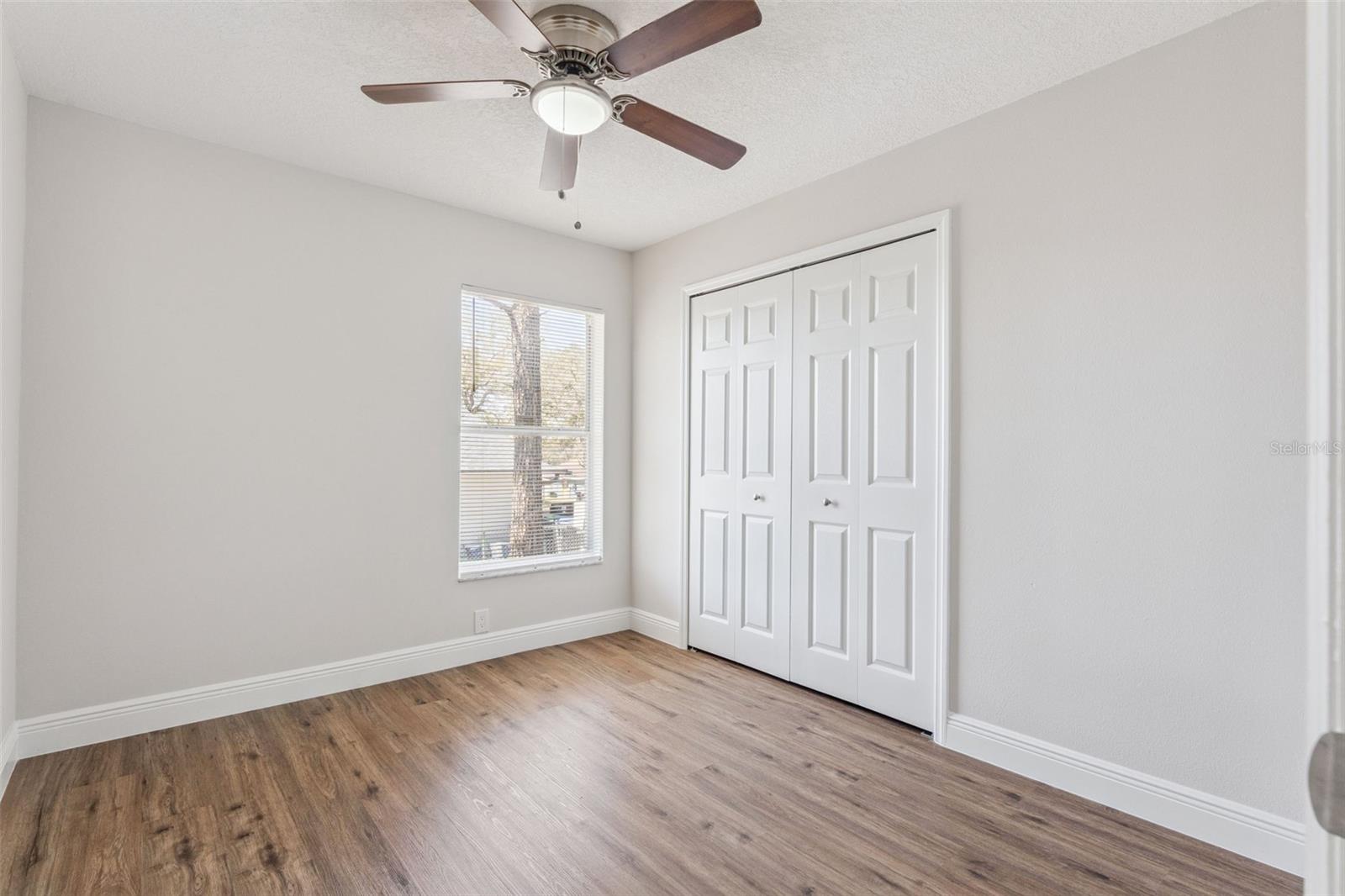 Image 24 of 39 For 433 Apopka Hills Circle