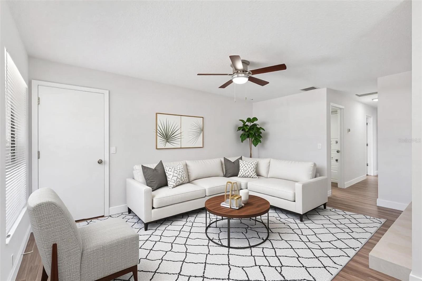 Image 9 of 39 For 433 Apopka Hills Circle