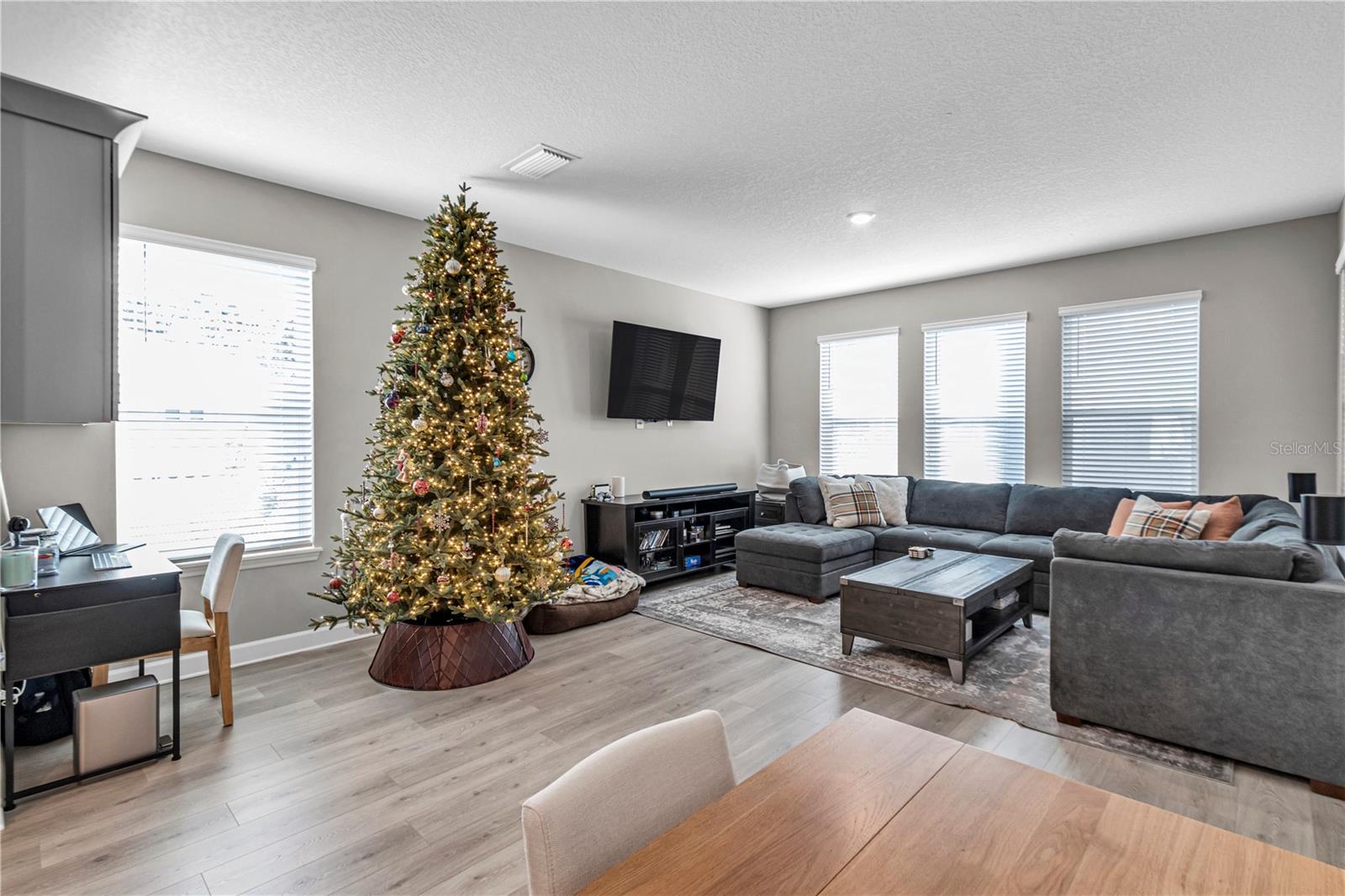 Image 10 of 40 For 16271 Honey Harvest Street