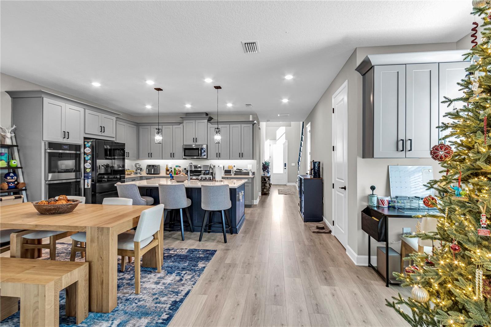 Image 13 of 40 For 16271 Honey Harvest Street