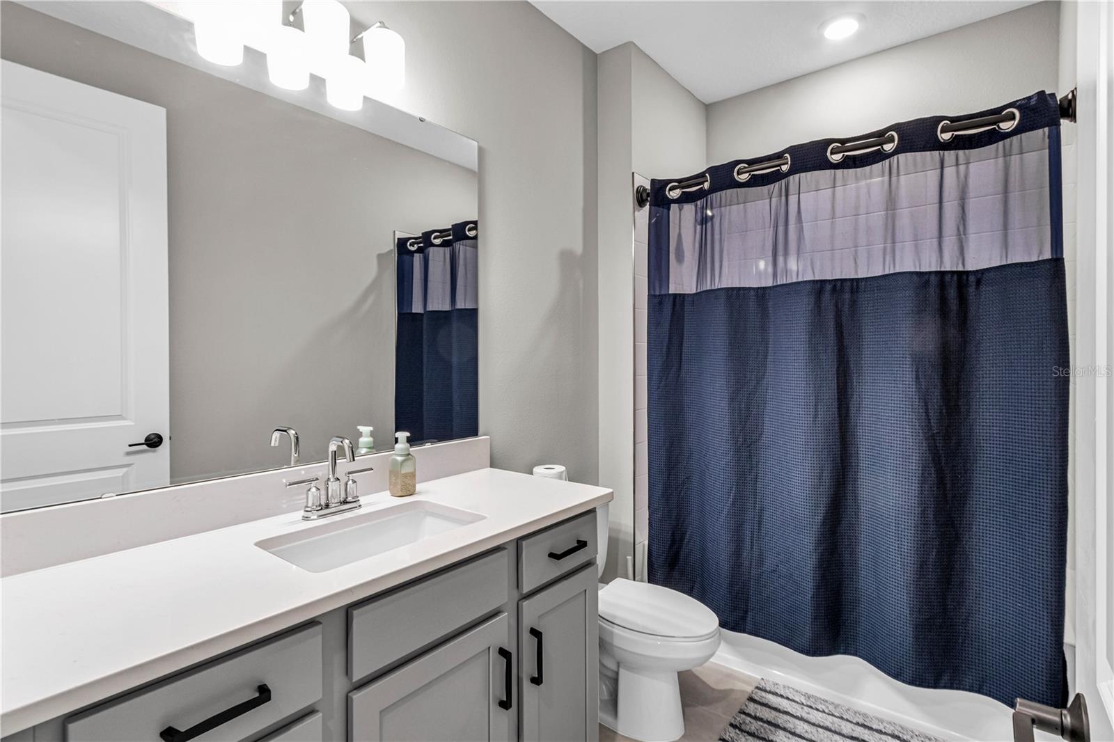 Image 17 of 40 For 16271 Honey Harvest Street