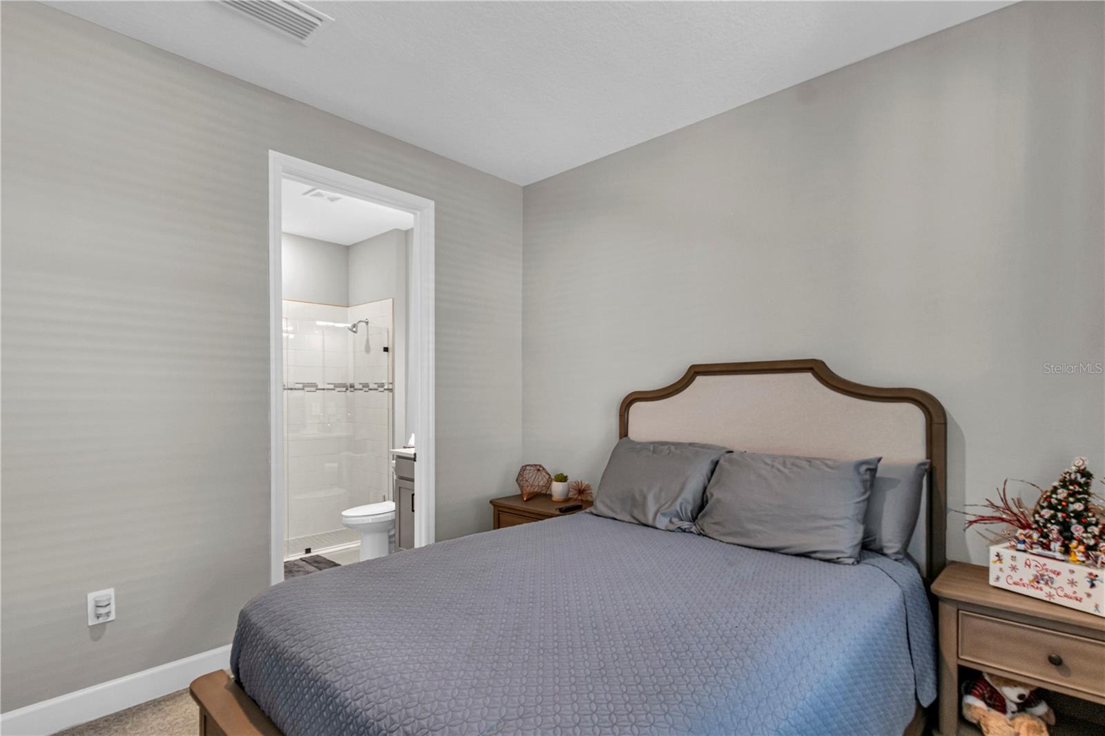 Image 18 of 40 For 16271 Honey Harvest Street