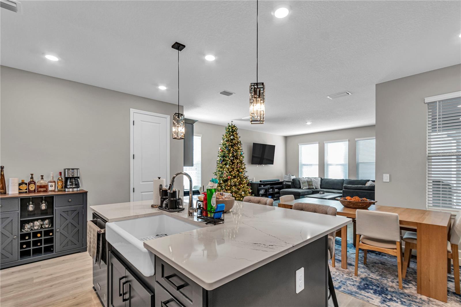 Image 8 of 40 For 16271 Honey Harvest Street