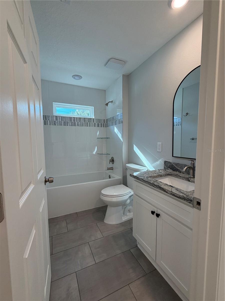 Image 11 of 13 For 111 Pearl Street