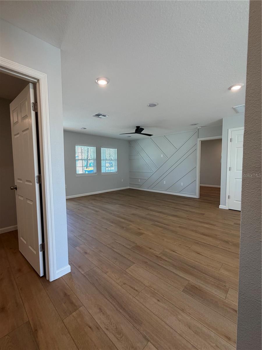 Image 3 of 13 For 111 Pearl Street