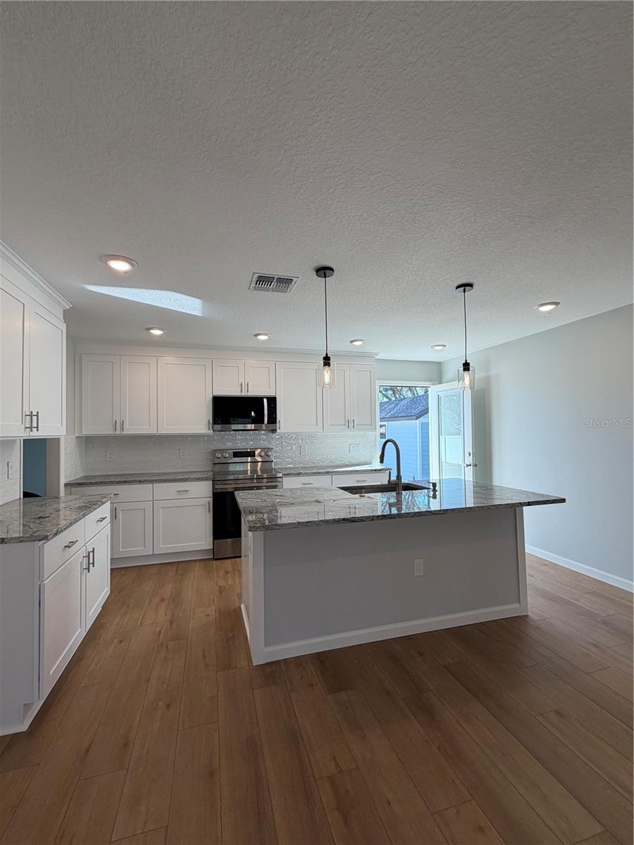 Image 4 of 13 For 111 Pearl Street