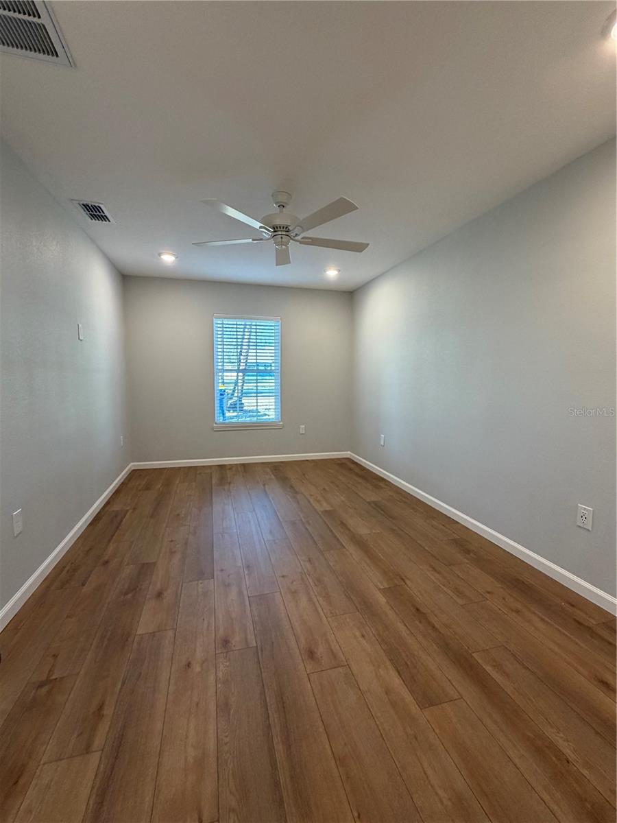 Image 7 of 13 For 111 Pearl Street