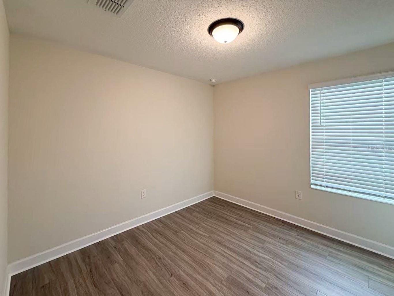 Image 11 of 52 For 416 Andrea Circle