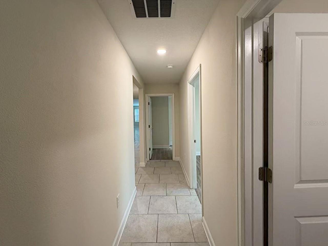 Image 16 of 52 For 416 Andrea Circle